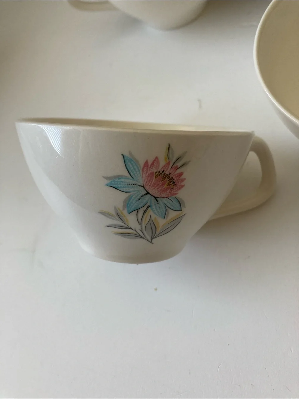 4 Vintage Steubenville Pottery Fairlane Pattern Tea Cup Floral Set